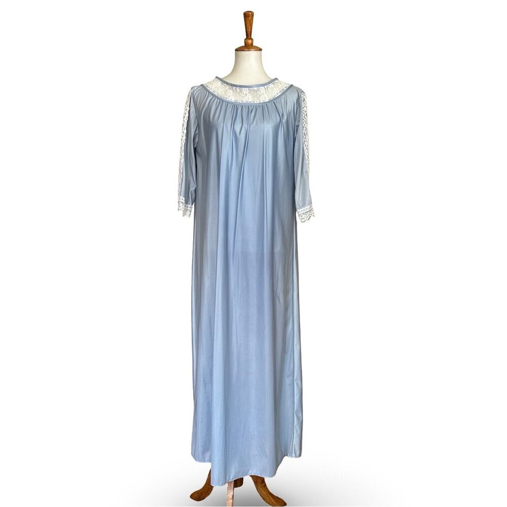 Vintage 70s Hollywood Studio Archive Dressing Gown
